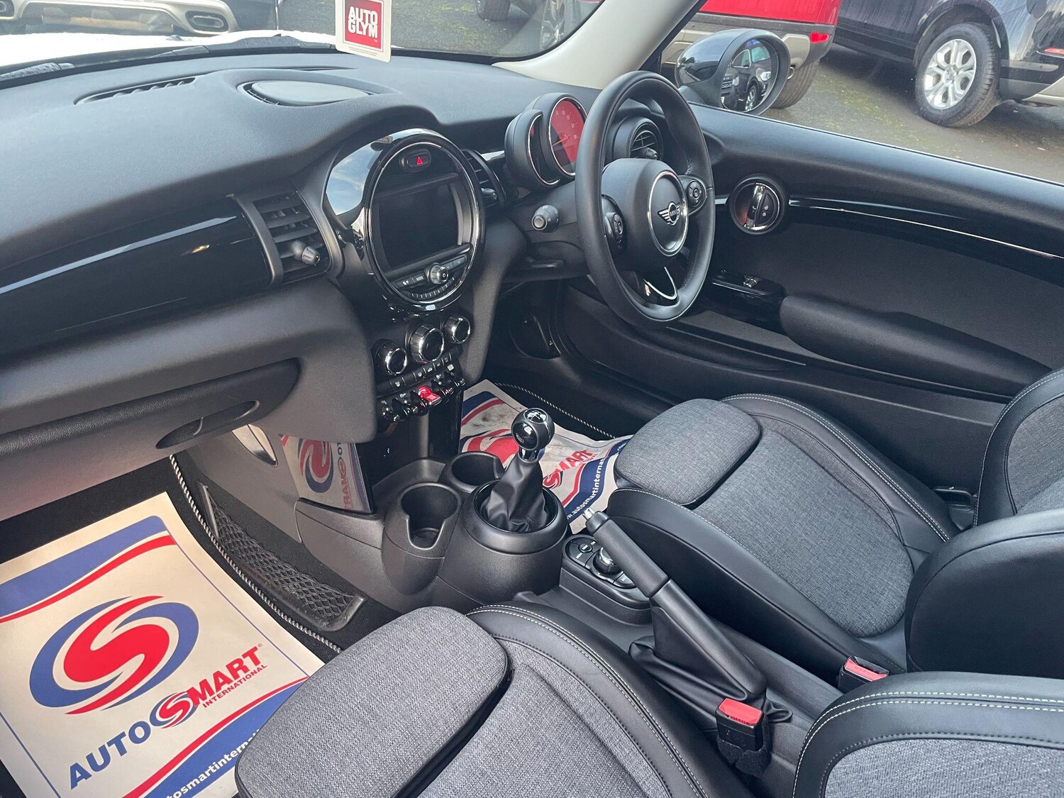 Used MINI Hatch 2018 for sale - 76953378: Photo 30