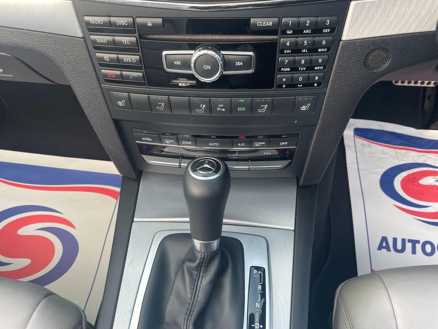 Used Mercedes-Benz E Class 2012 for sale - 76538408: Photo 18