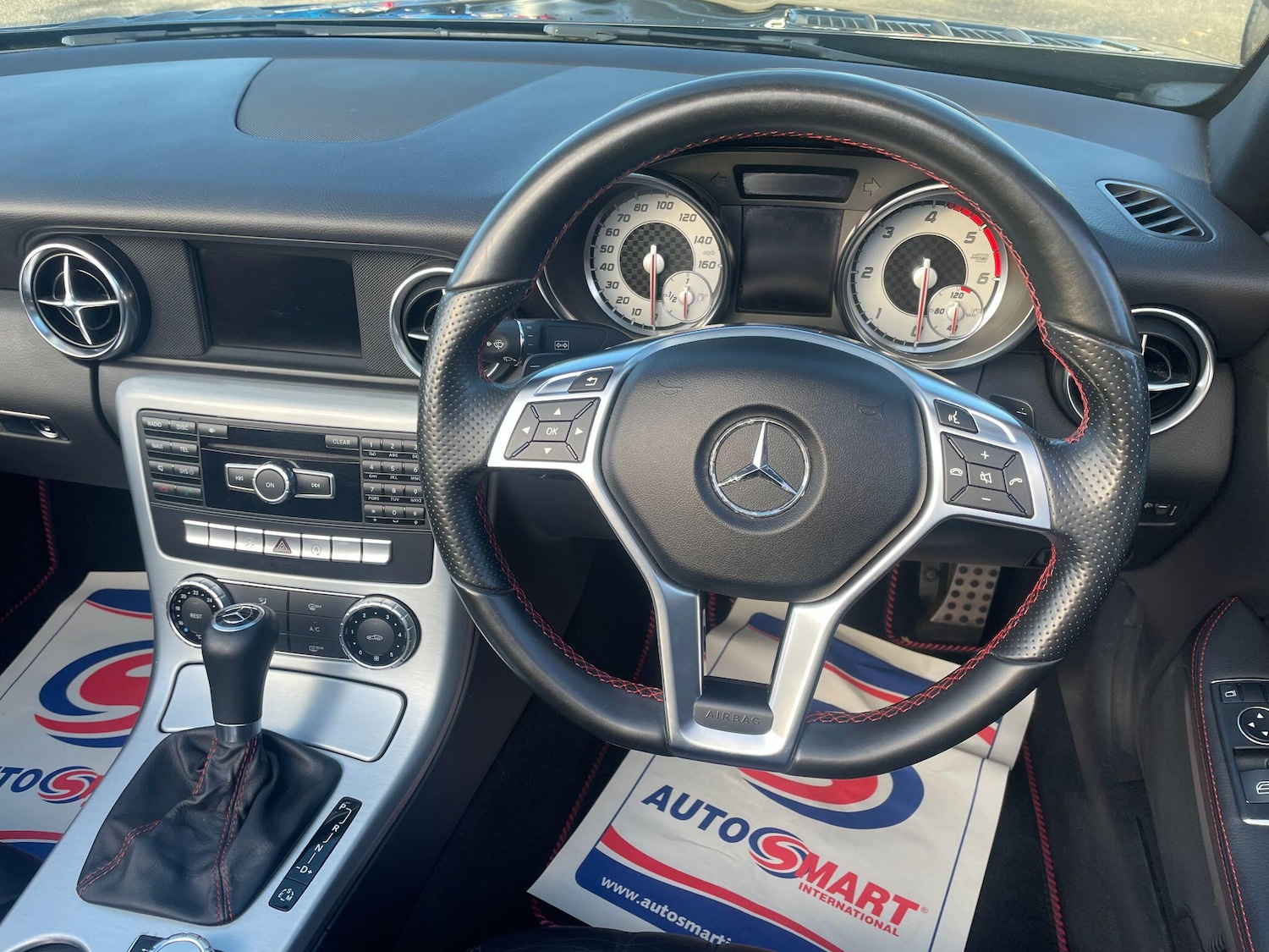 Used Mercedes-Benz SLK 2015 for sale - 76584690: Photo 18