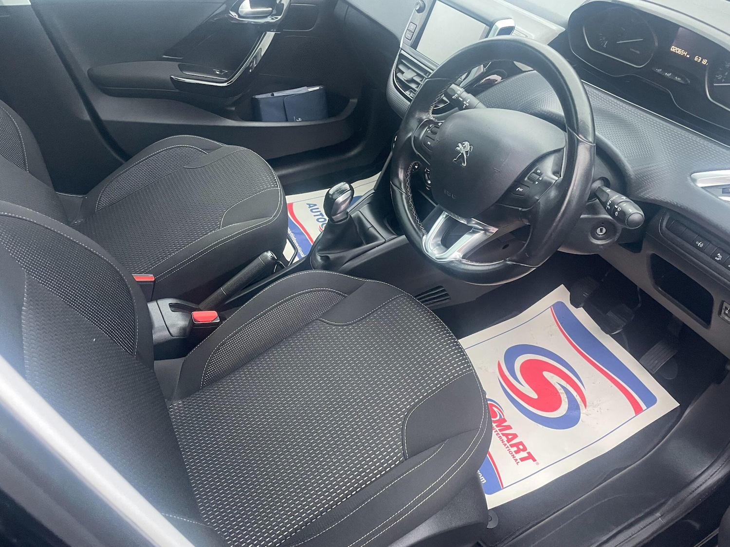 Used Peugeot 208 2016 for sale - 77344065: Photo 15