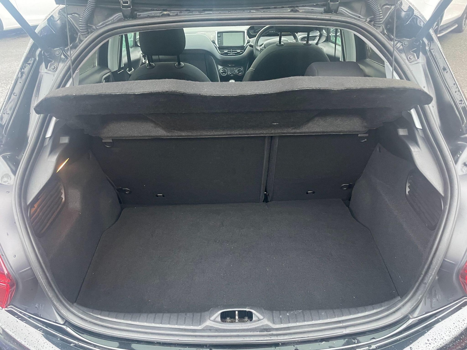 Used Peugeot 208 2016 for sale - 77344065: Photo 21