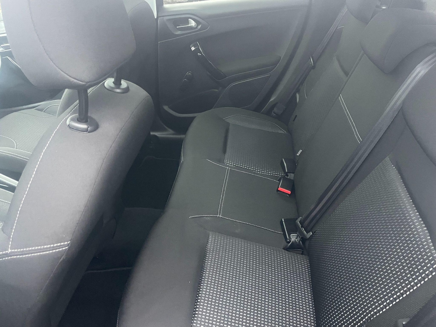 Used Peugeot 208 2016 for sale - 77344065: Photo 22