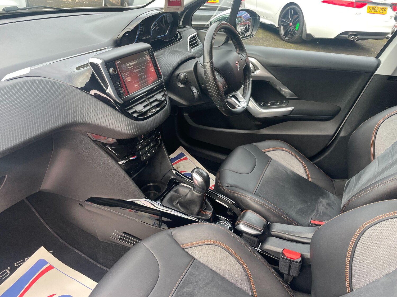 Used Peugeot 2008 2015 for sale - 76108347: Photo 32