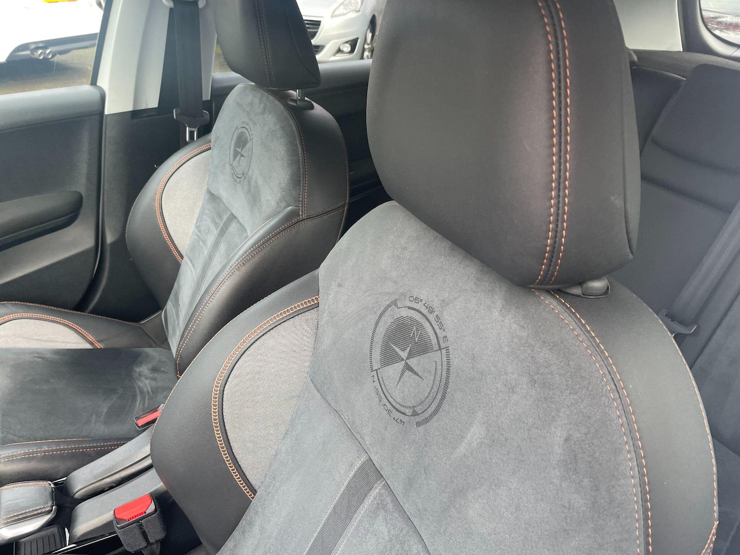 Used Peugeot 2008 2015 for sale - 76108347: Photo 33