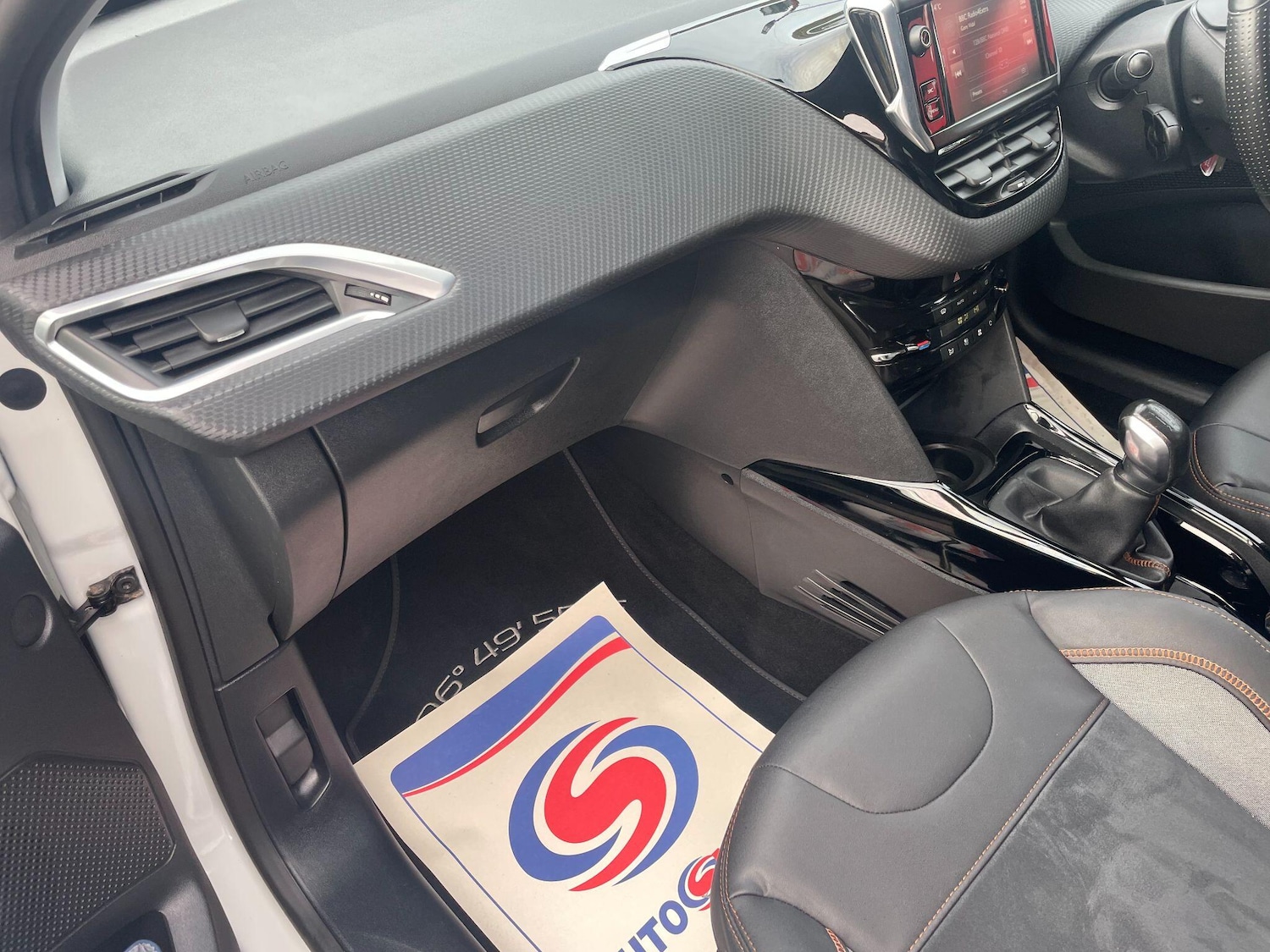Used Peugeot 2008 2015 for sale - 76108347: Photo 34