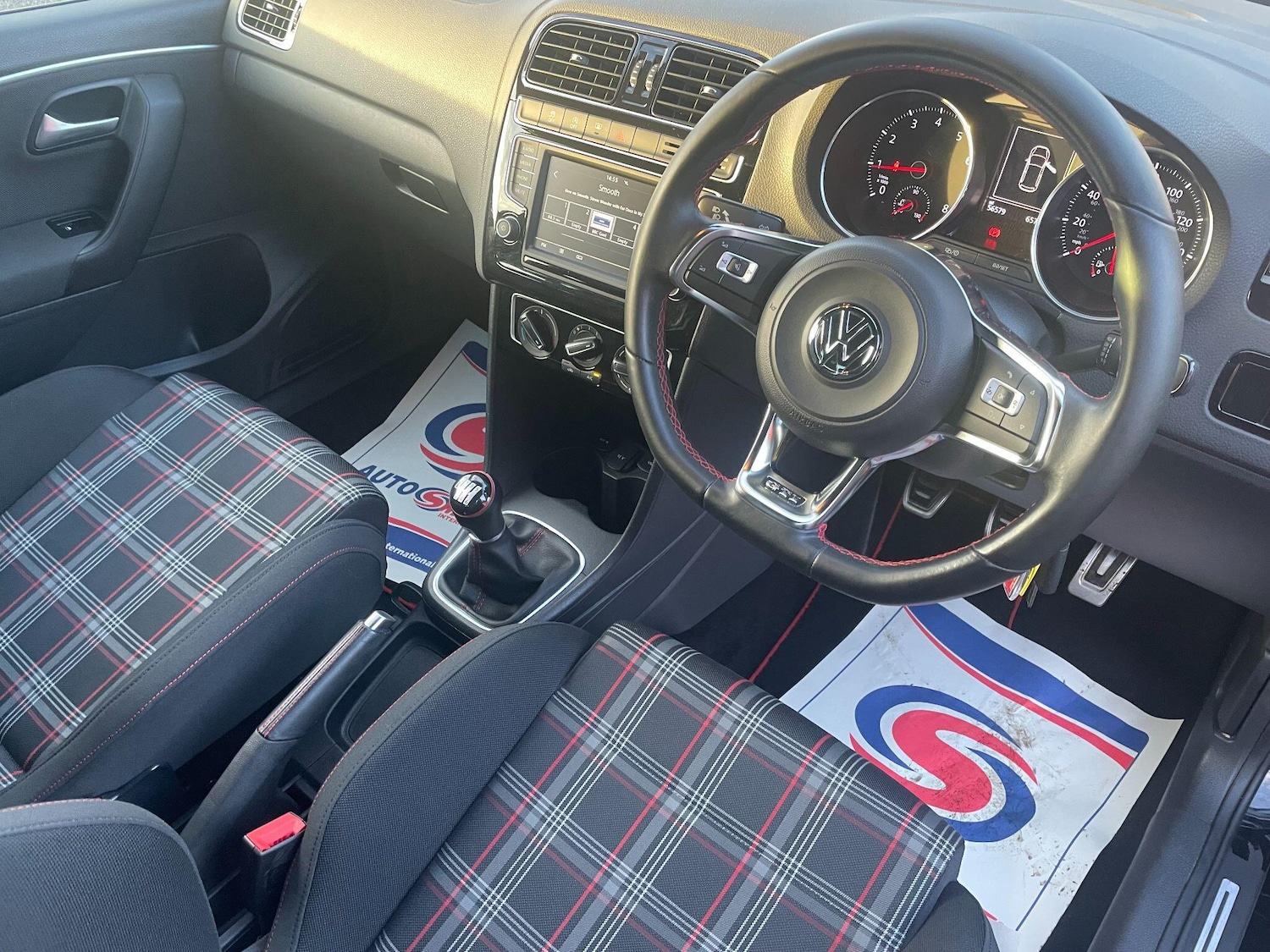 Used Volkswagen Polo 2016 for sale - 77130908: Photo 15