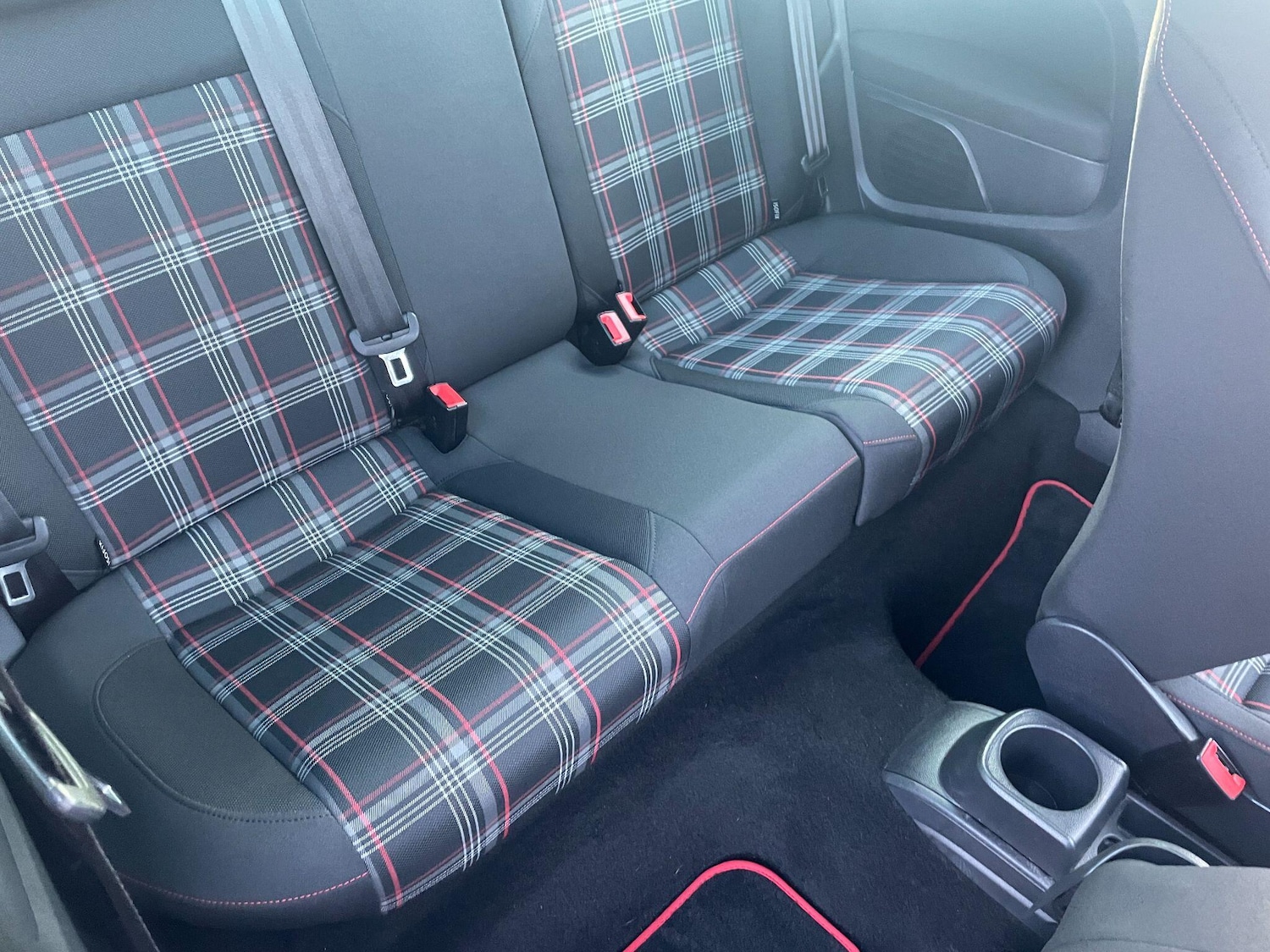 Used Volkswagen Polo 2016 for sale - 77130908: Photo 17