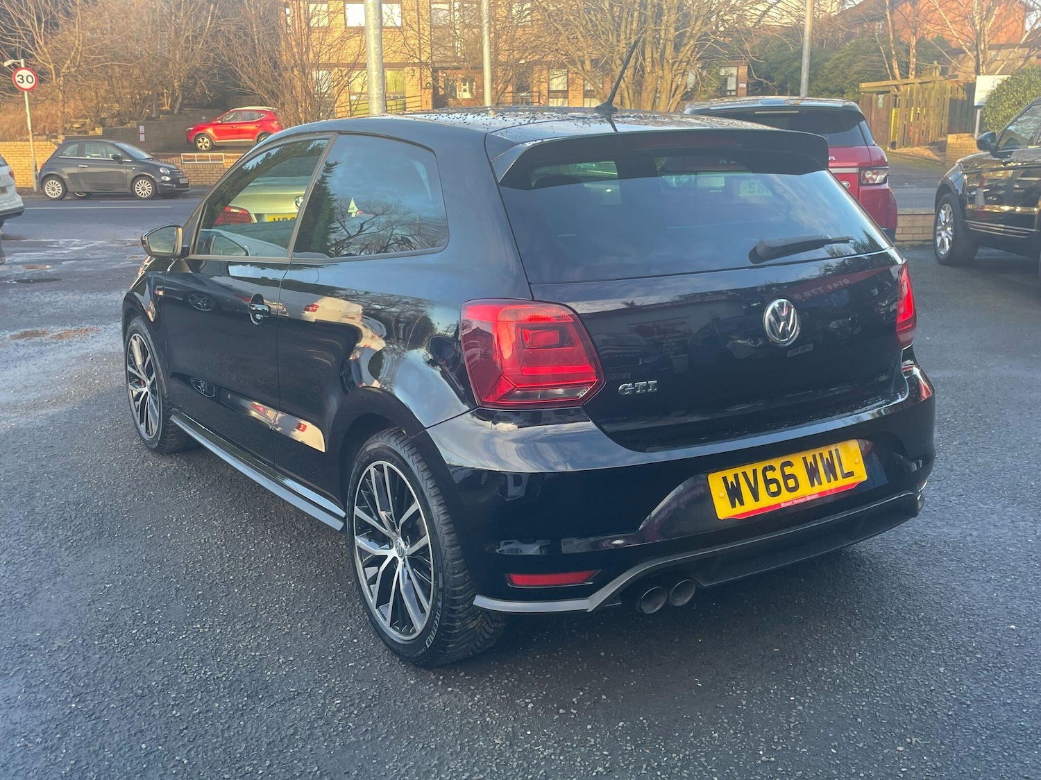 Used Volkswagen Polo 2016 for sale - 77130908: Photo 9