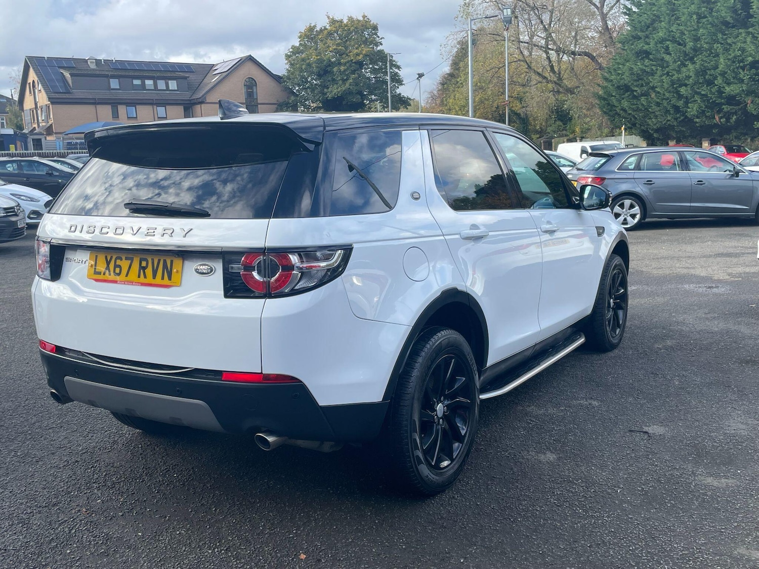 Used Land Rover Discovery Sport 2017 for sale - 76318160: Photo 12
