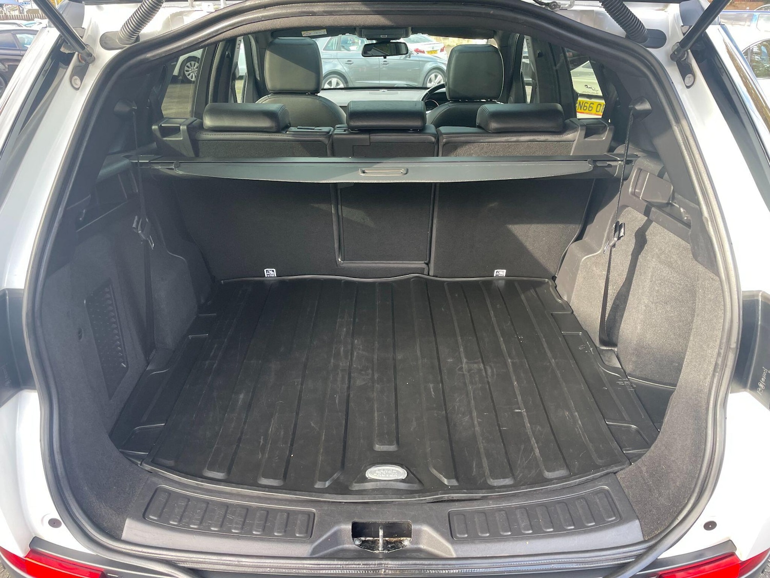 Used Land Rover Discovery Sport 2017 for sale - 76318160: Photo 21