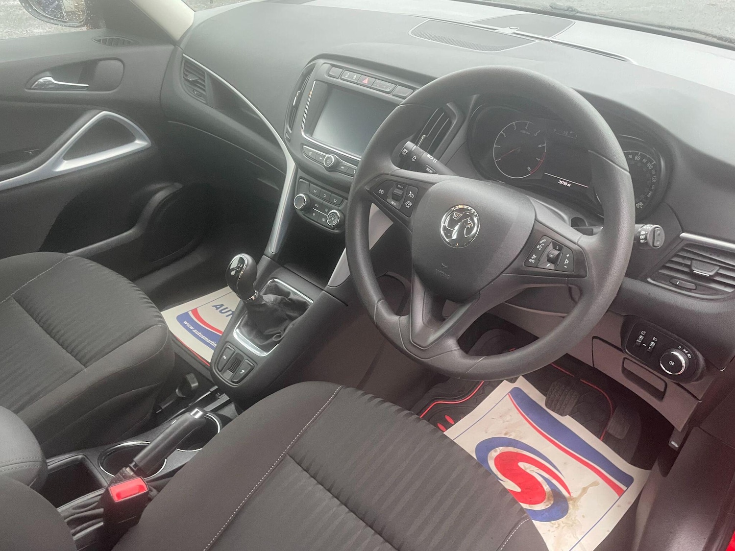 Used Vauxhall Zafira 2017 for sale - 77344043: Photo 16