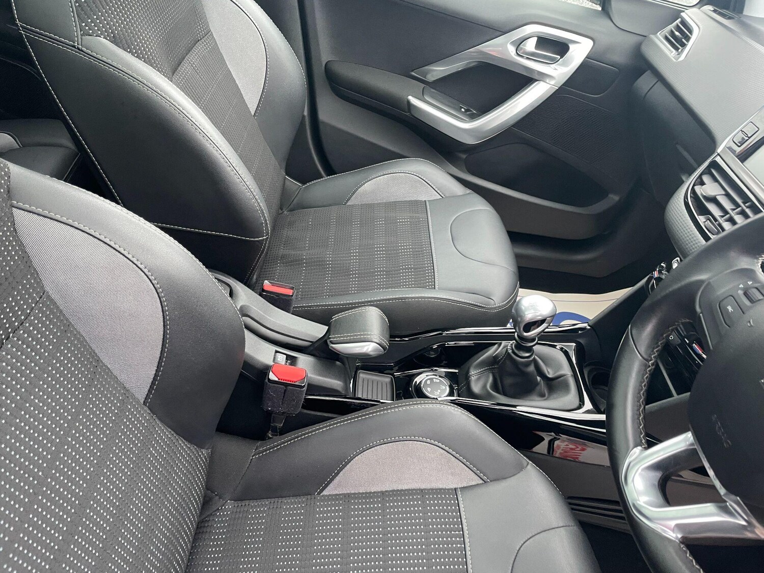 Used Peugeot 2008 2019 for sale - 77523780: Photo 14