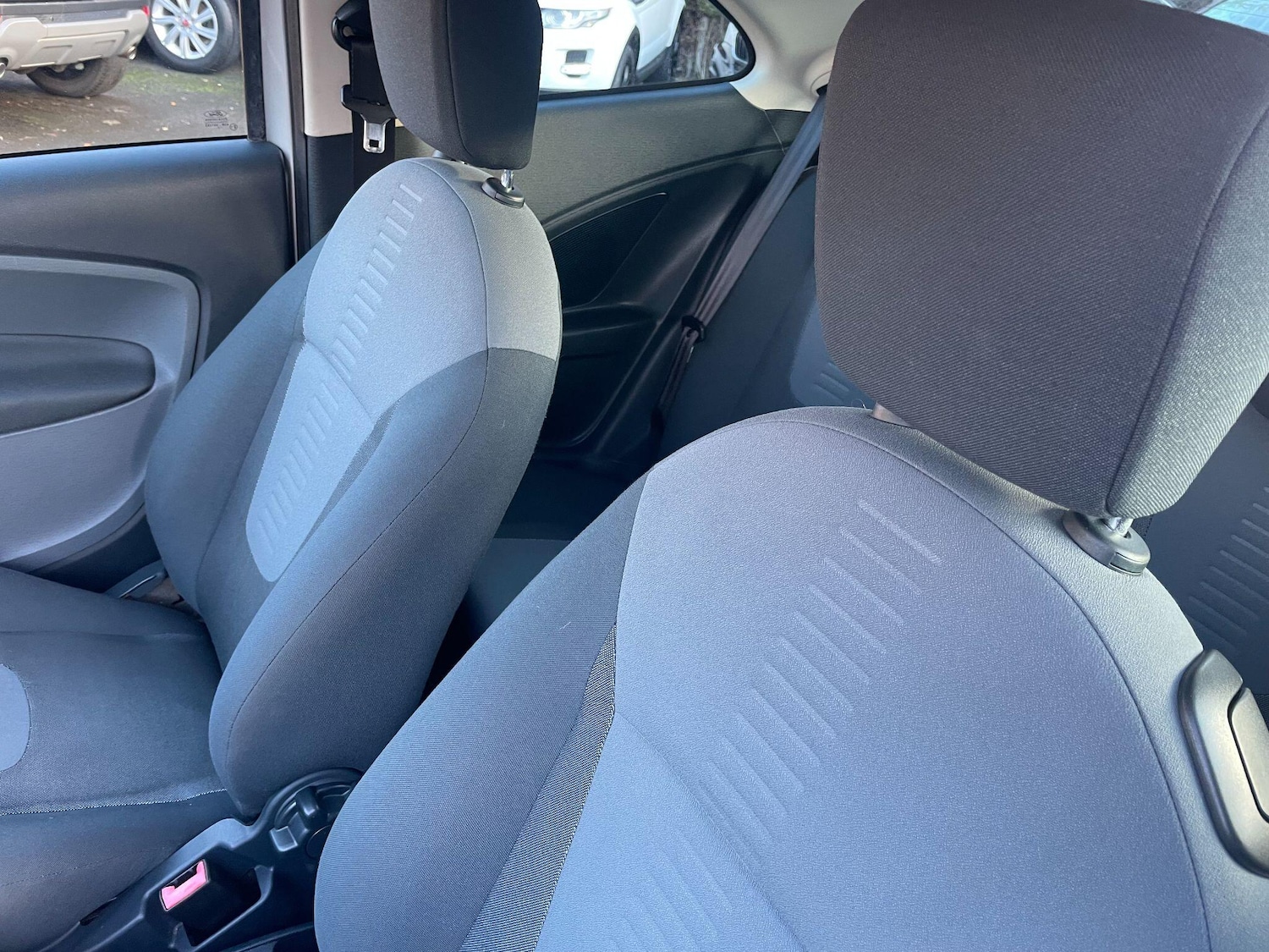 Used Ford Ka 2016 for sale - 76997331: Photo 28