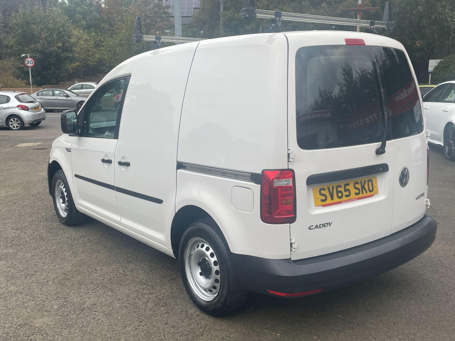 Used Volkswagen Caddy 2015 for sale - 76072773: Photo 9
