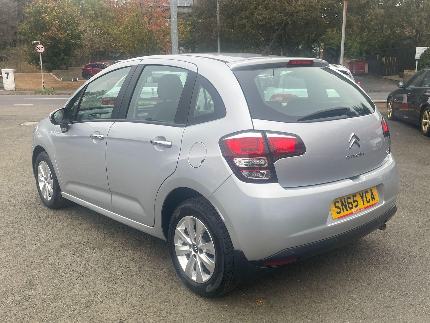 Used Citroen C3 2015 for sale - 76270920: Photo 9