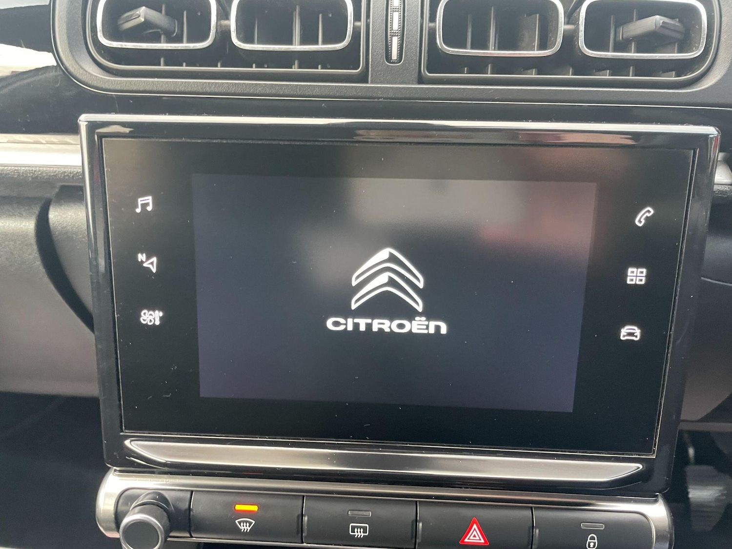Used Citroen C3 2019 for sale - 76918555: Photo 21