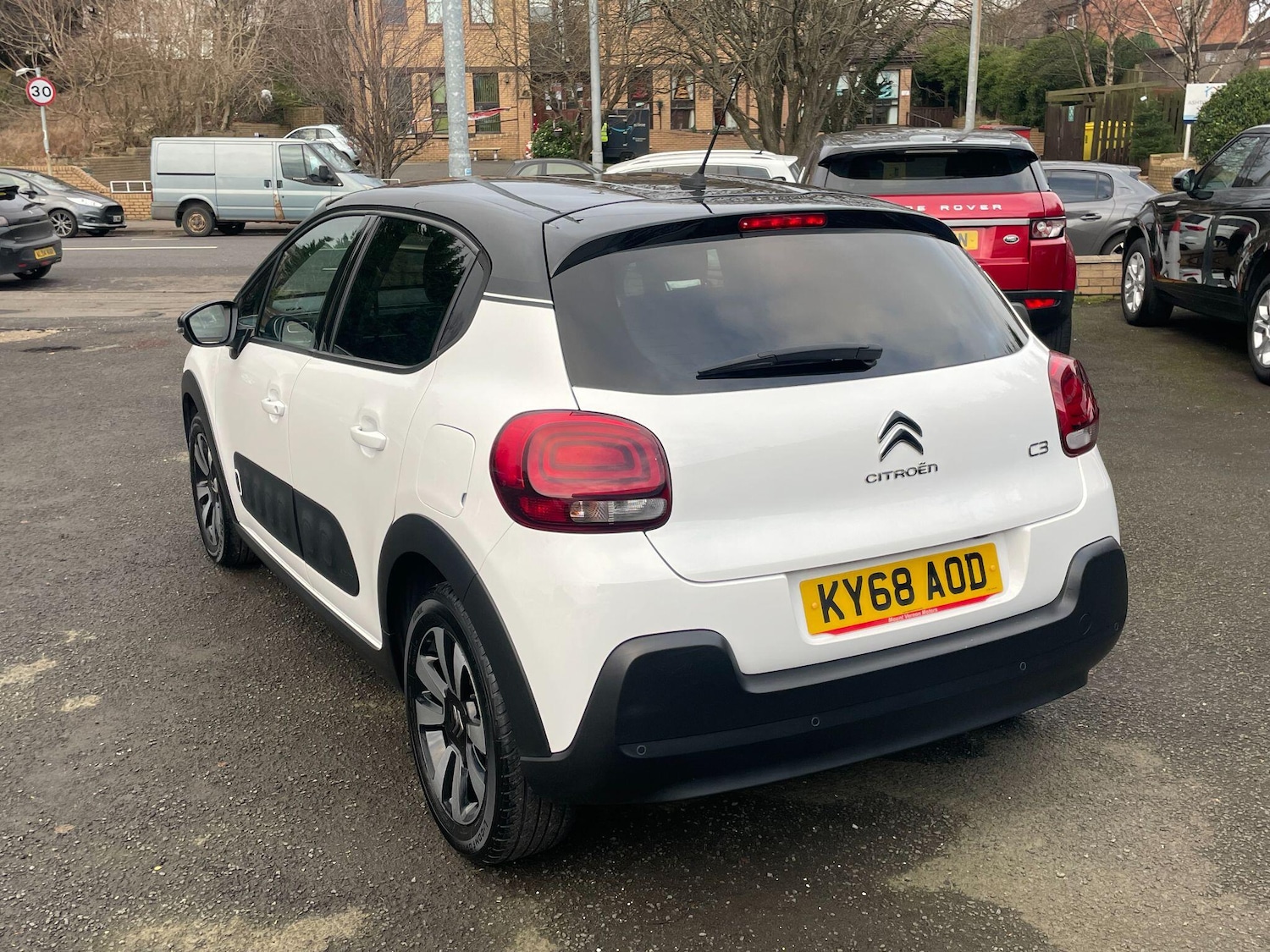 Used Citroen C3 2019 for sale - 76918555: Photo 9