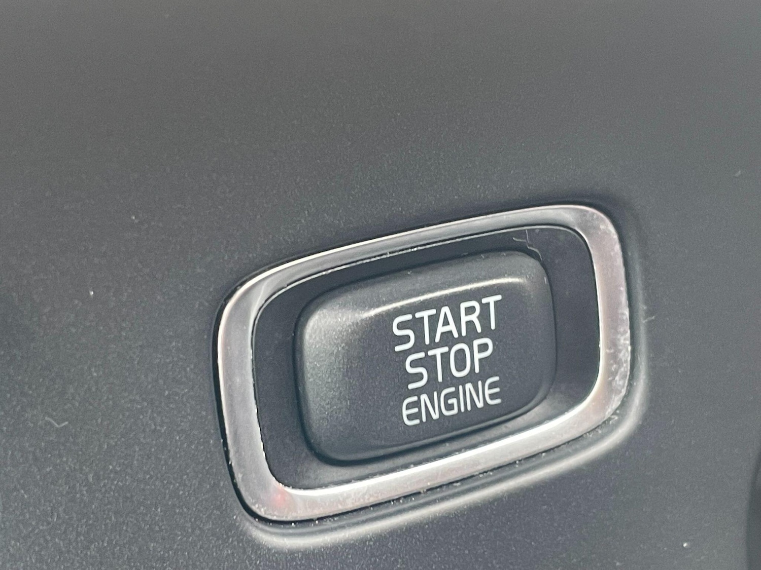 Used Volvo V40 2014 for sale - 78141433: Photo 24