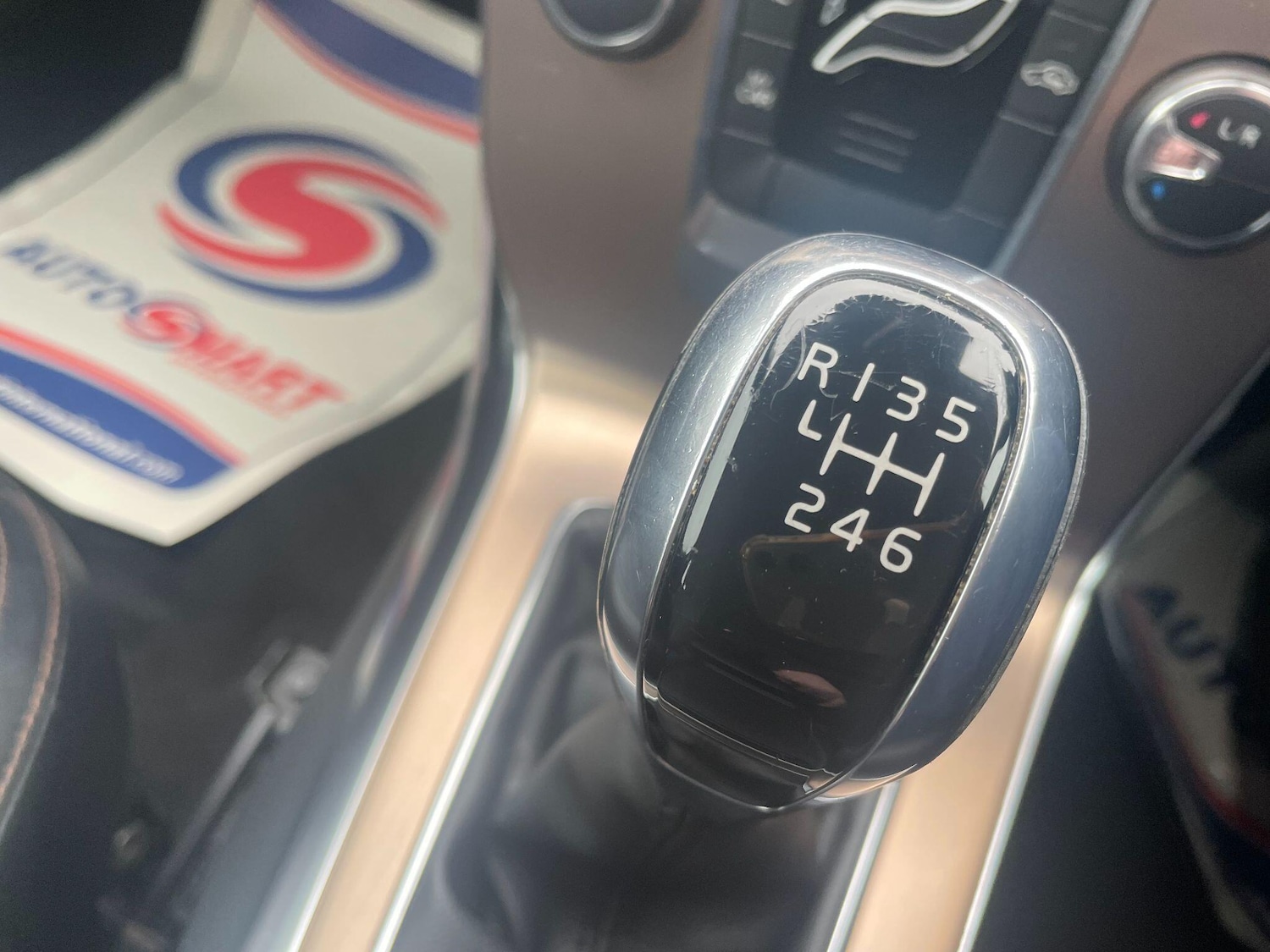 Used Volvo V40 2014 for sale - 78141433: Photo 26