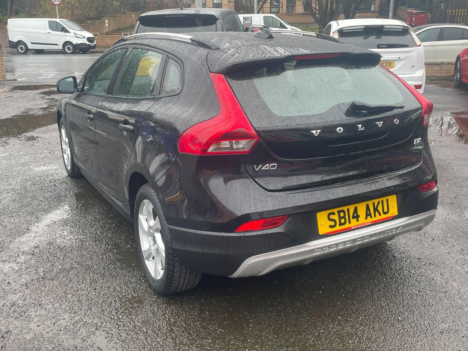 Used Volvo V40 2014 for sale - 78141433: Photo 9