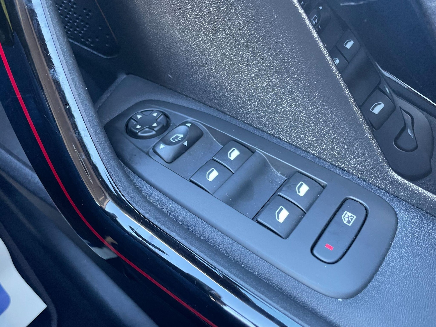 Used Peugeot 208 for sale - 78141607: Photo 27