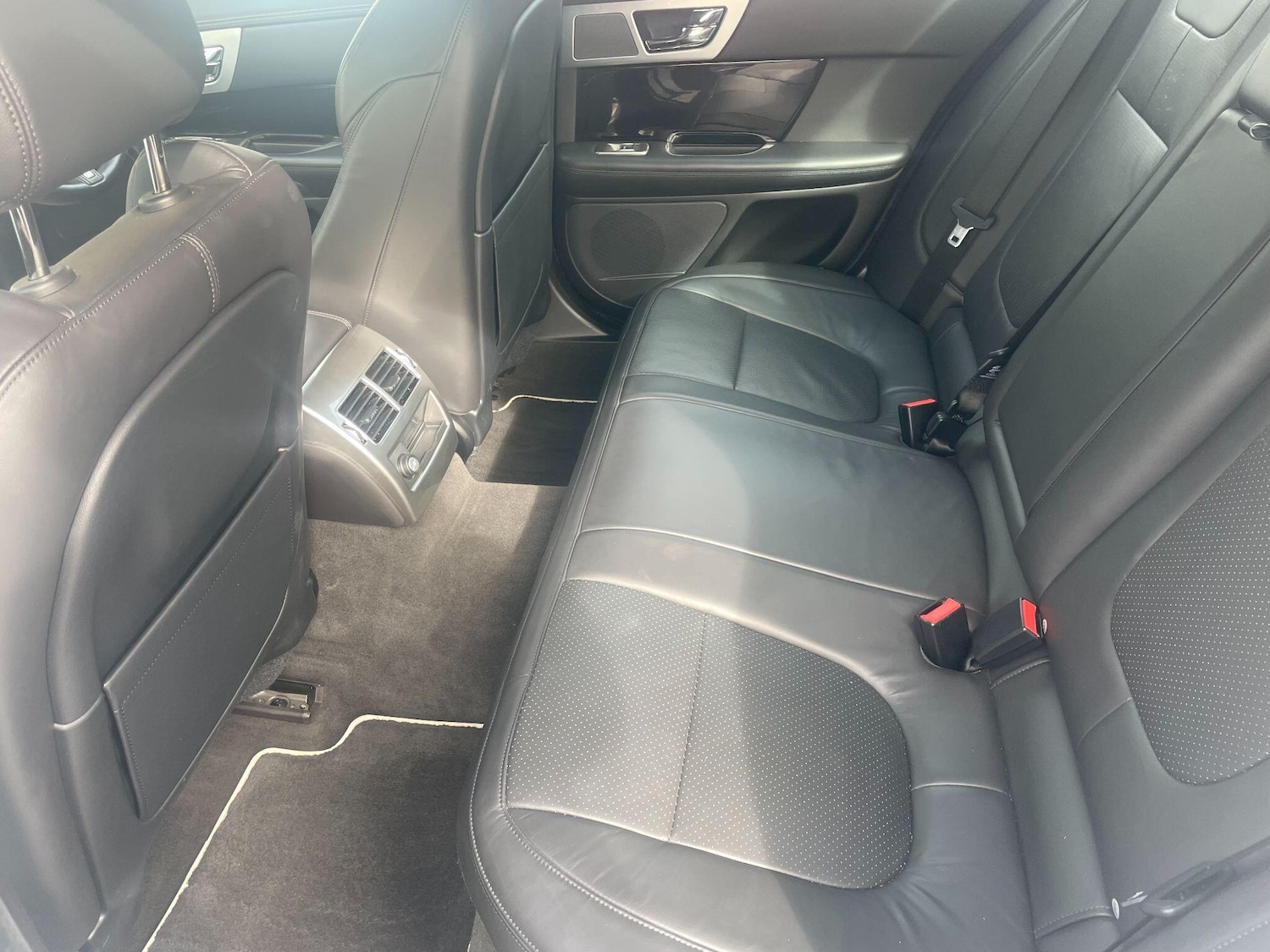 Used Jaguar XF 2014 for sale - 78085992: Photo 24