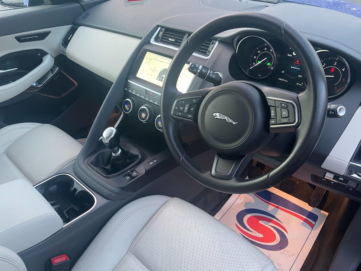 Used Jaguar E-Pace 2019 for sale - 77202542: Photo 16