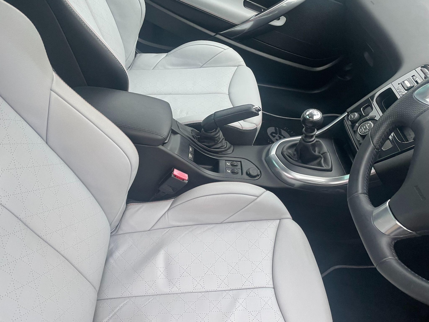 Used Peugeot 308 CC for sale - 76657827: Photo 23