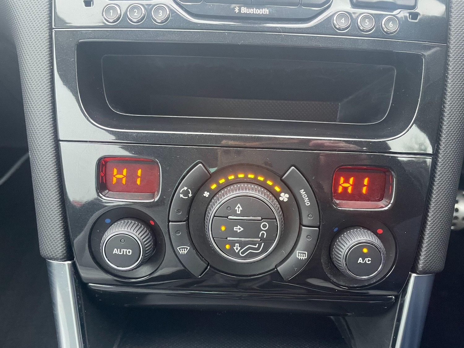 Used Peugeot 308 CC for sale - 76657827: Photo 36