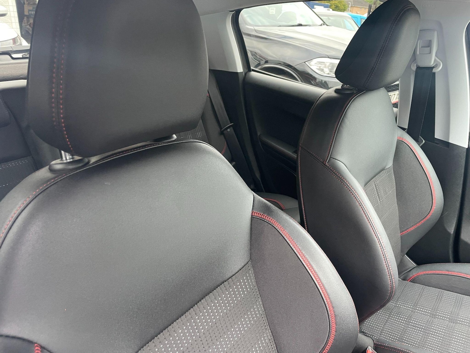 Used Peugeot 208 2019 for sale - 76060033: Photo 17