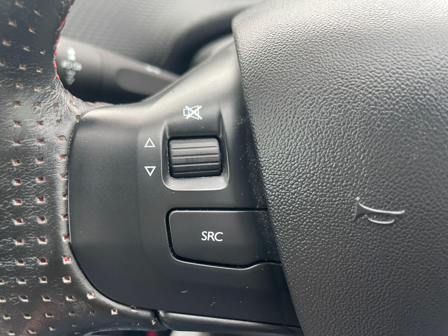 Used Peugeot 208 2019 for sale - 76060033: Photo 23