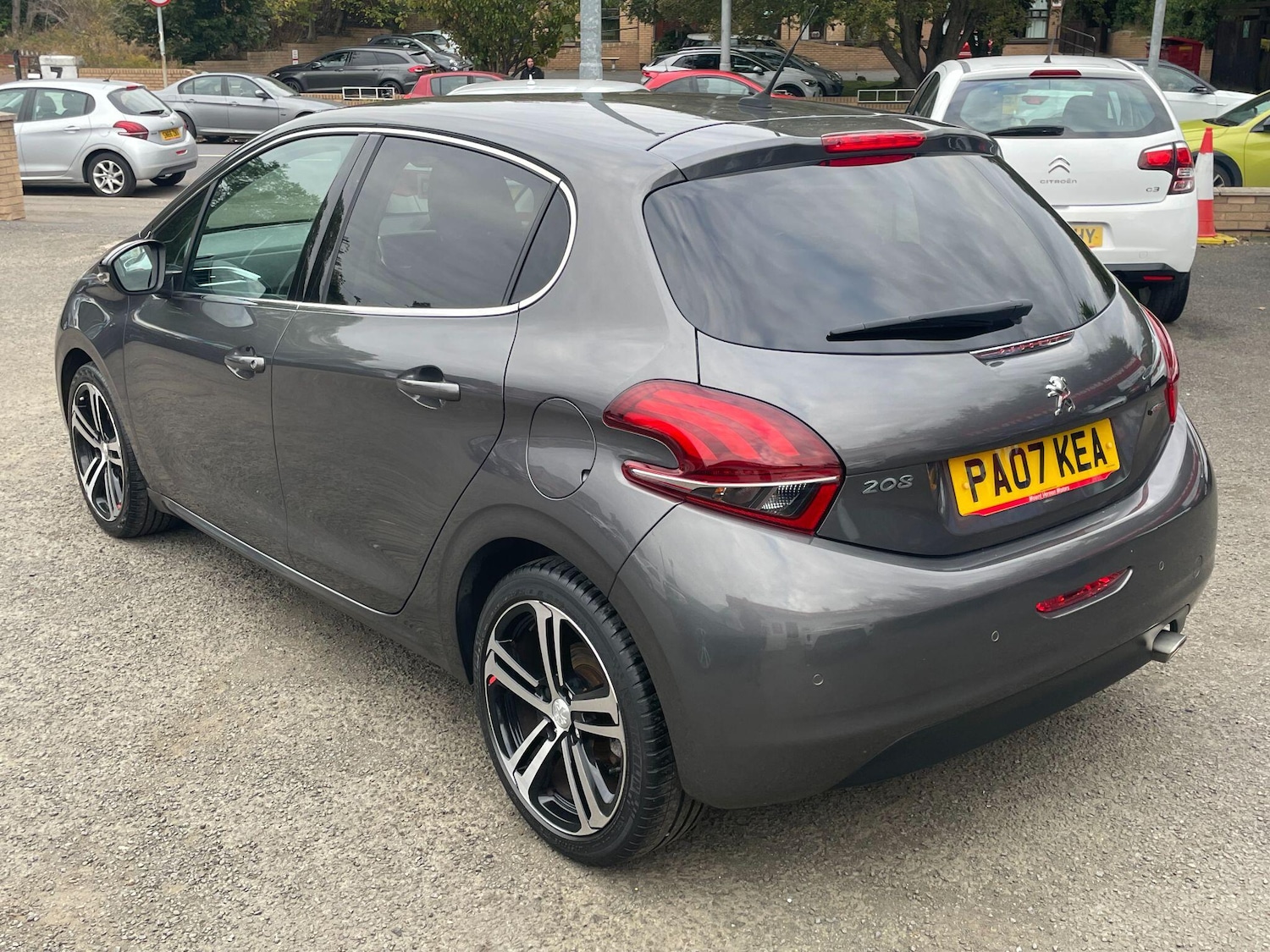 Used Peugeot 208 2019 for sale - 76060033: Photo 9