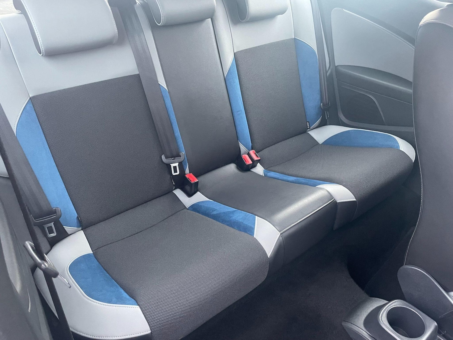 Used Volkswagen Polo 2016 for sale - 76992979: Photo 18