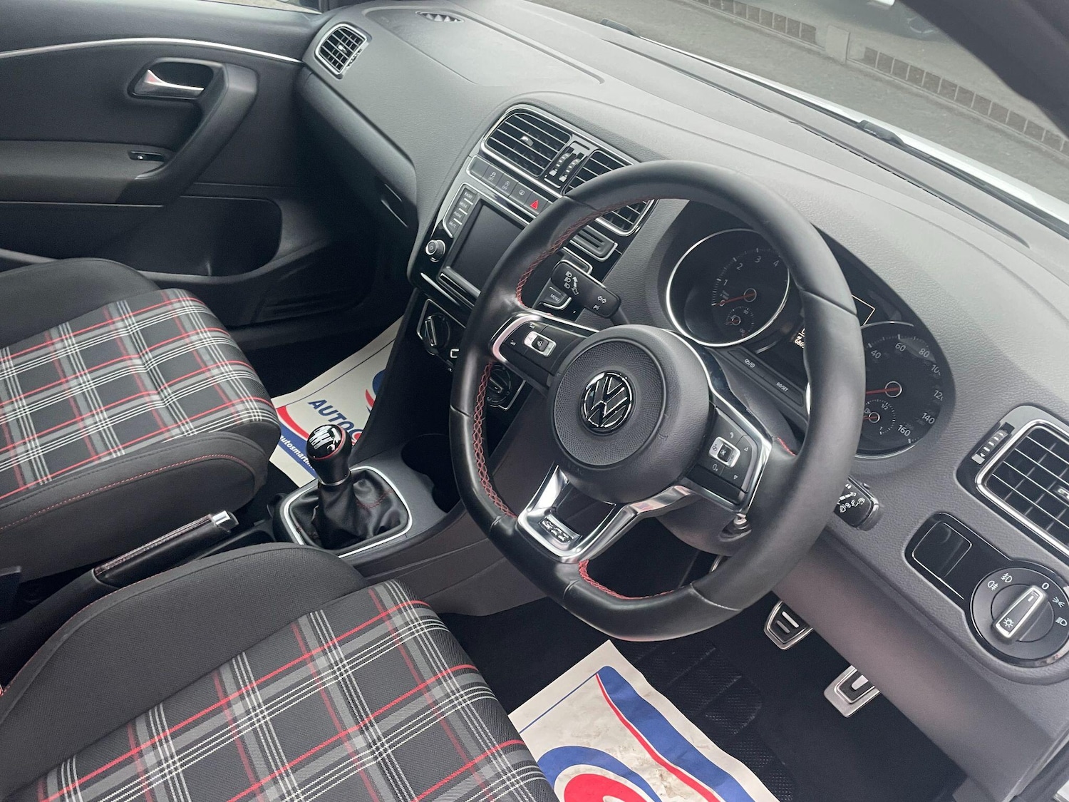 Used Volkswagen Polo 2016 for sale - 77242488: Photo 15