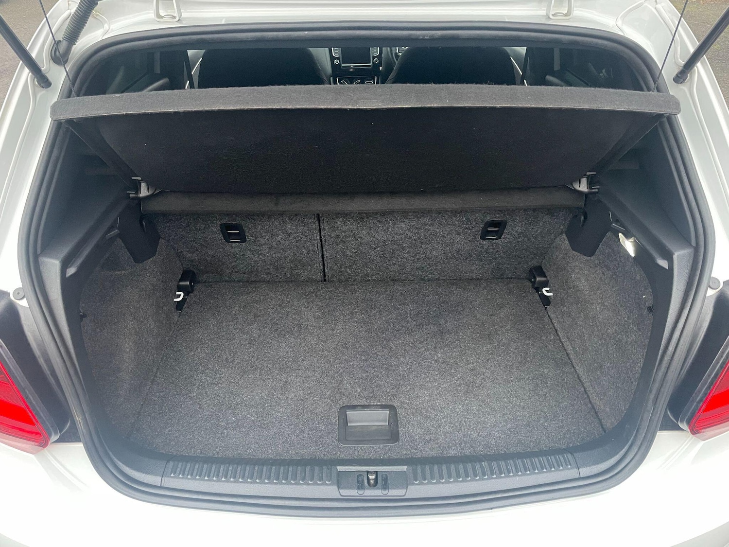 Used Volkswagen Polo 2016 for sale - 77242488: Photo 29