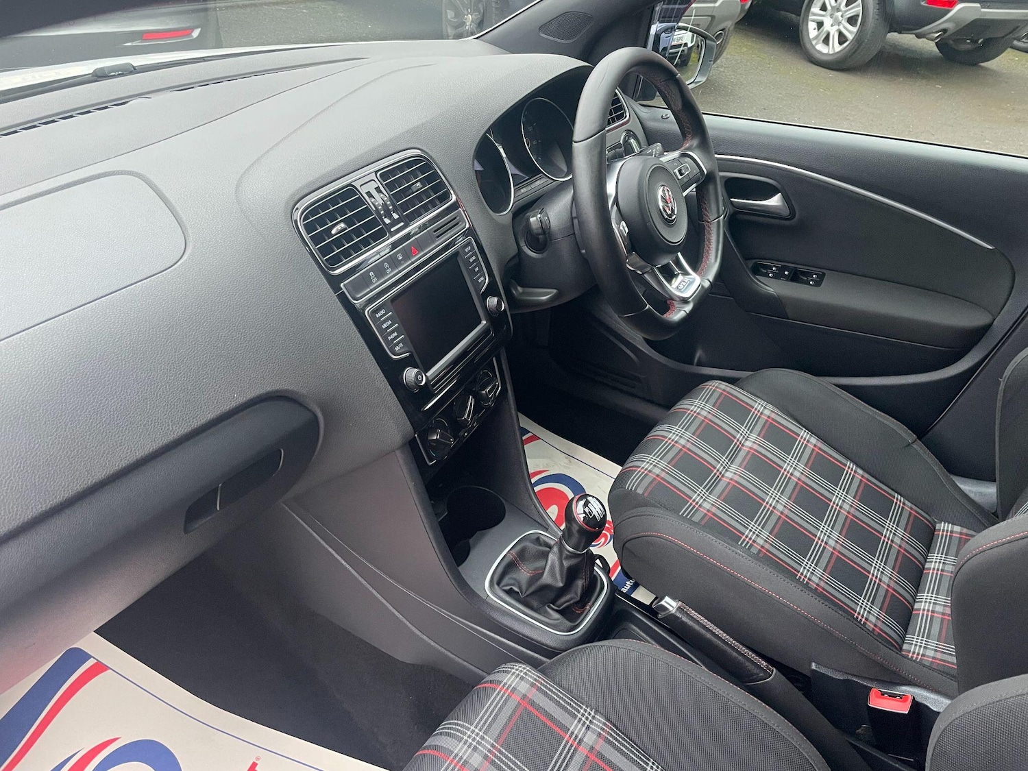 Used Volkswagen Polo 2016 for sale - 77242488: Photo 33