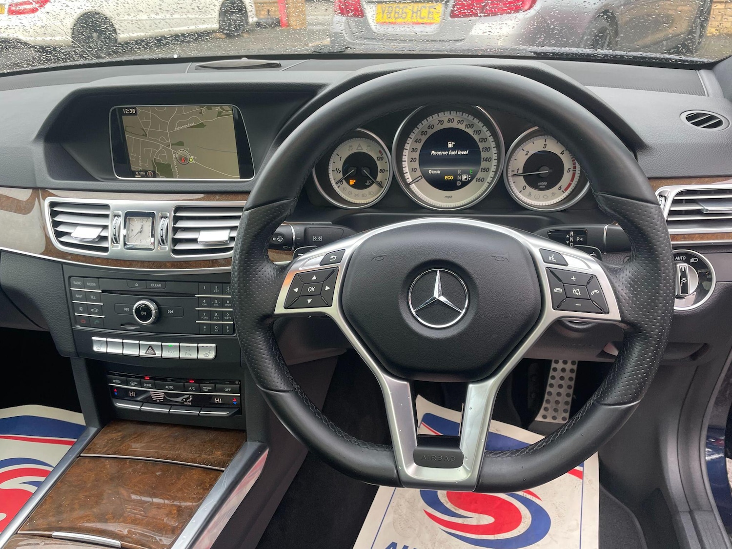 Used Mercedes-Benz E Class 2015 for sale - 77166856: Photo 15