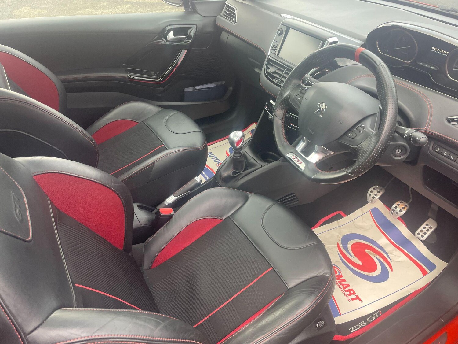 Used Peugeot 208 2016 for sale - 77982924: Photo 15