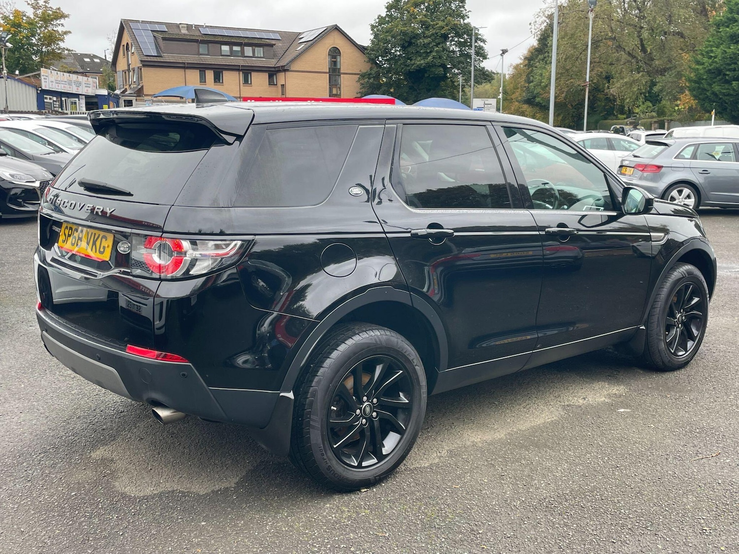 Used Land Rover Discovery Sport 2018 for sale - 76188748: Photo 11
