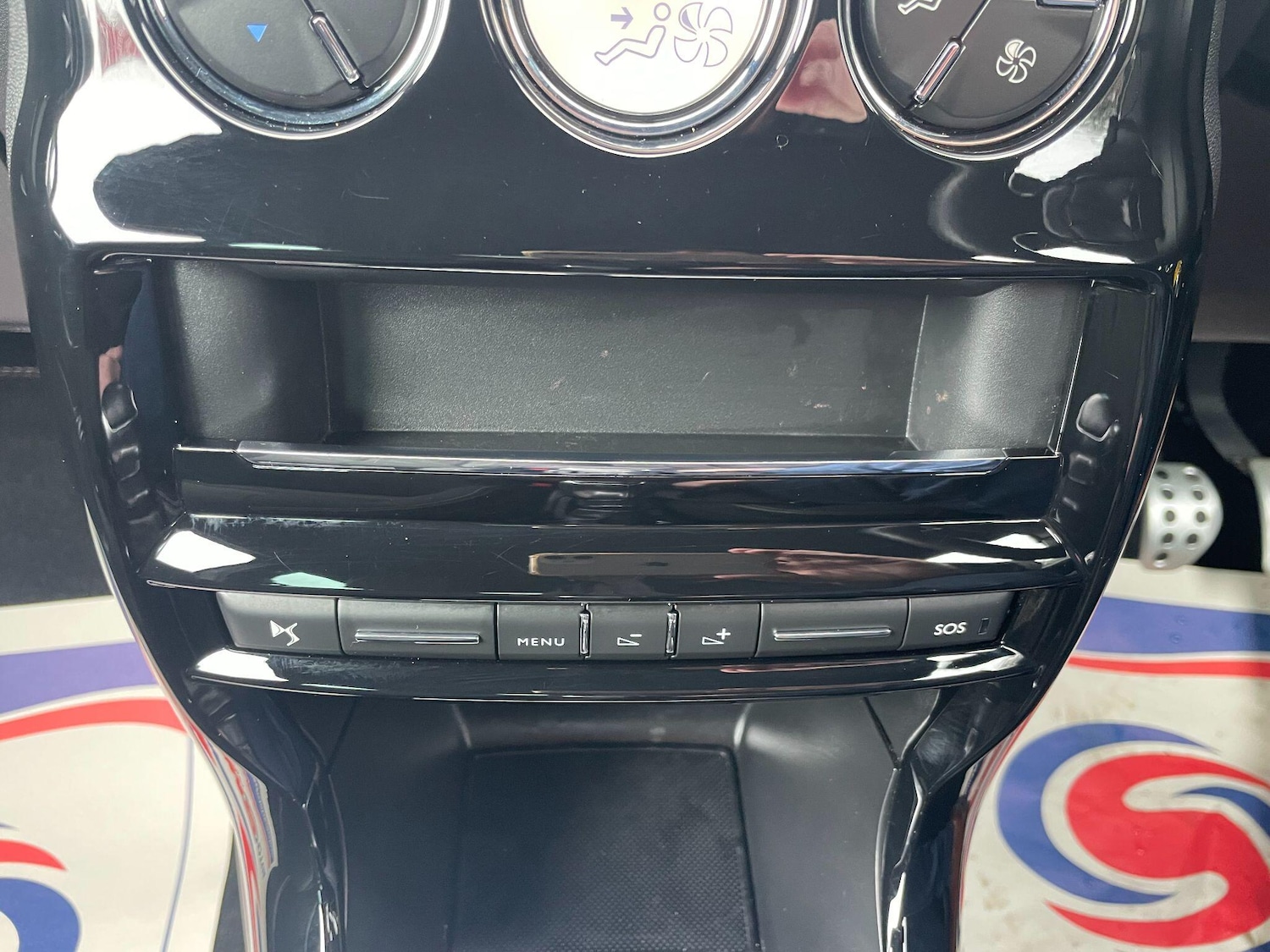 Used DS Automobiles DS 3 2017 for sale - 77637500: Photo 26