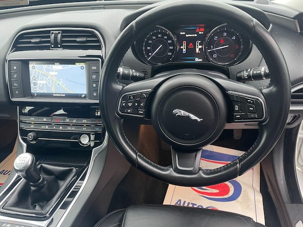 Used Jaguar XE 2015 for sale - 76108861: Photo 17