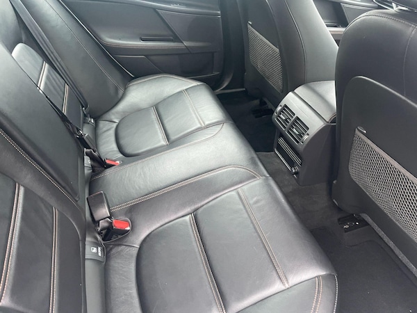 Used Jaguar XE 2015 for sale - 76108861: Photo 18