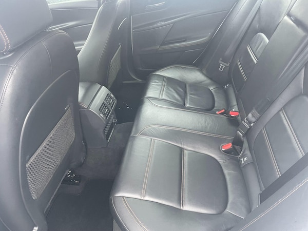Used Jaguar XE 2015 for sale - 76108861: Photo 21