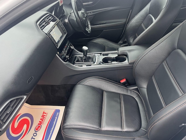 Used Jaguar XE 2015 for sale - 76108861: Photo 22