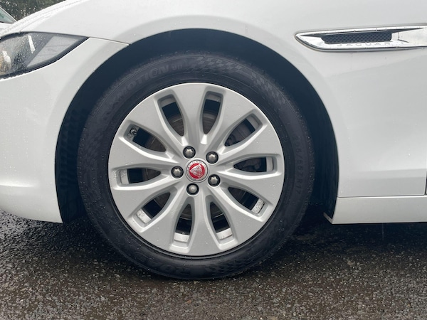 Used Jaguar XE 2015 for sale - 76108861: Photo 23