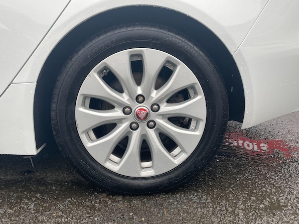 Used Jaguar XE 2015 for sale - 76108861: Photo 24