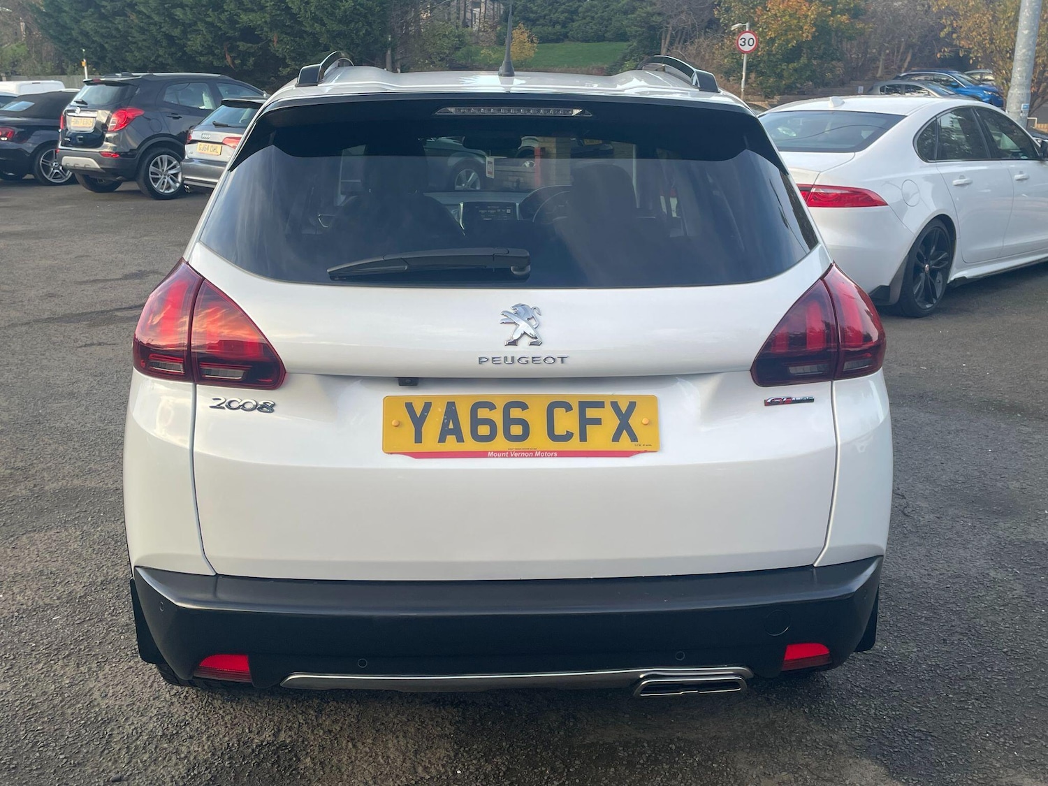 Used Peugeot 2008 2017 for sale - 76348987: Photo 10