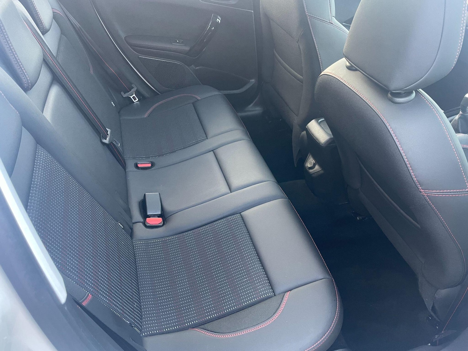 Used Peugeot 2008 2017 for sale - 76348987: Photo 21