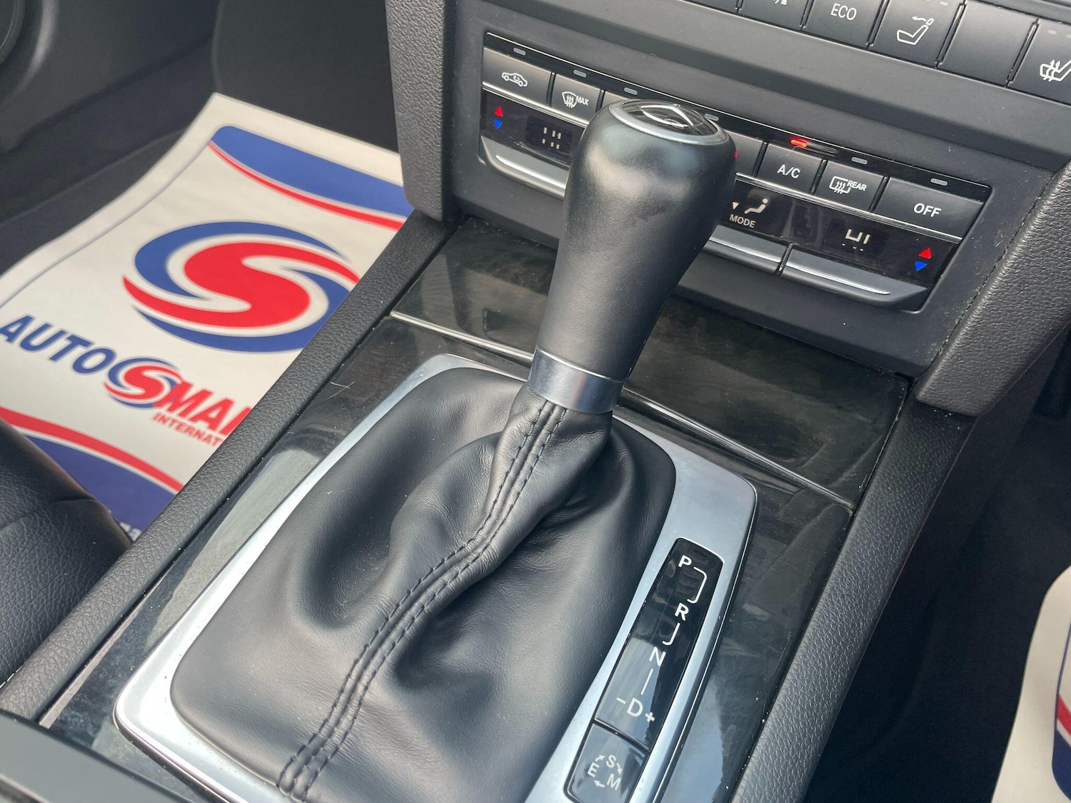 Used Mercedes-Benz E Class for sale - 77696775: Photo 24