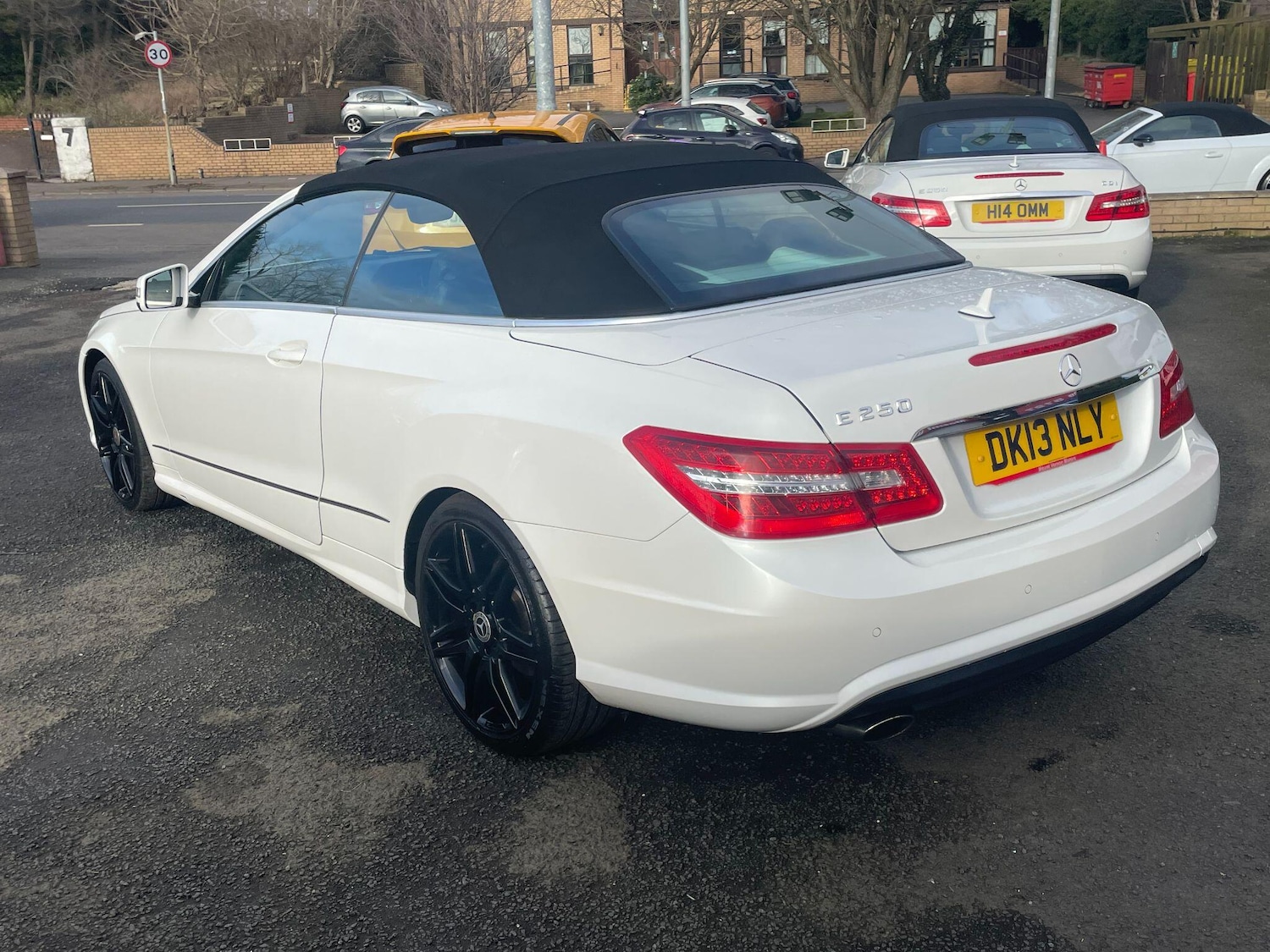 Used Mercedes-Benz E Class for sale - 77696775: Photo 31